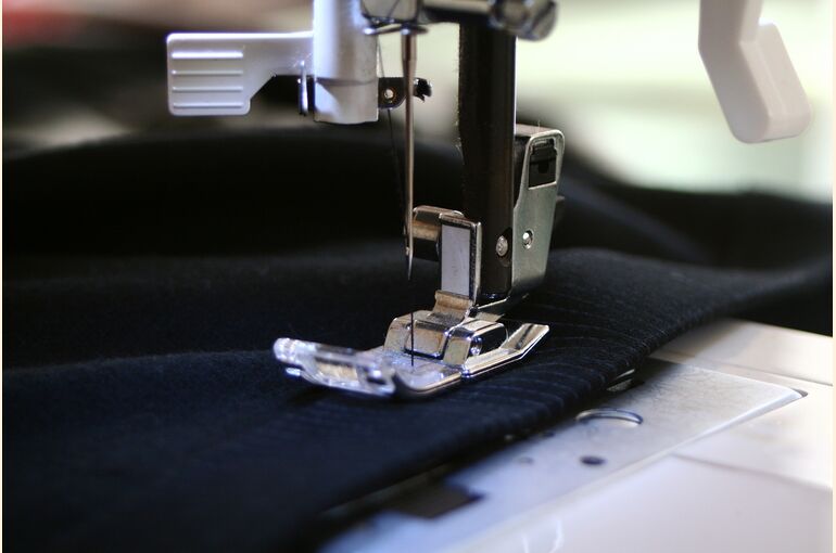 sewing-machineミシン1204